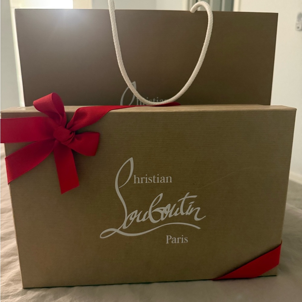 NEW NEVER WORN Christian Louboutin Sporty Kate 100mm - Picture 7 of 8